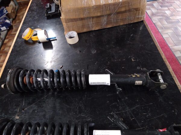 2005 FORD TERRITORY RIGHT FRONT STRUT