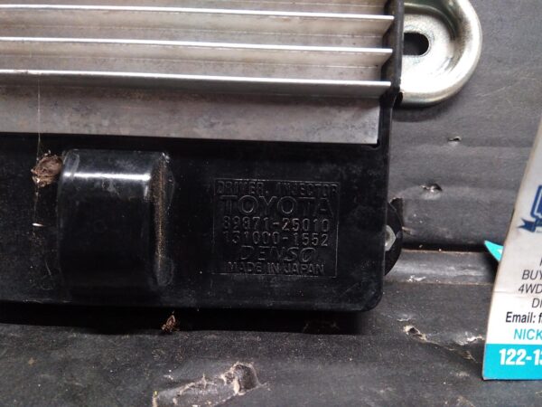 2013 TOYOTA HILUX Ecu