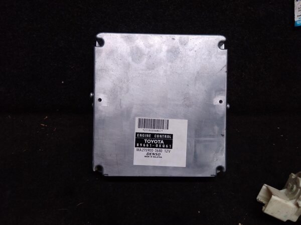 2012 TOYOTA HILUX ECU