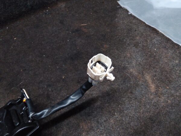 2004 FORD FALCON DOOR/BOOT/GATE LOCK