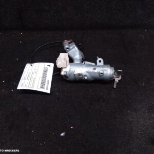 1999 TOYOTA HILUX Ignition W/ Key
